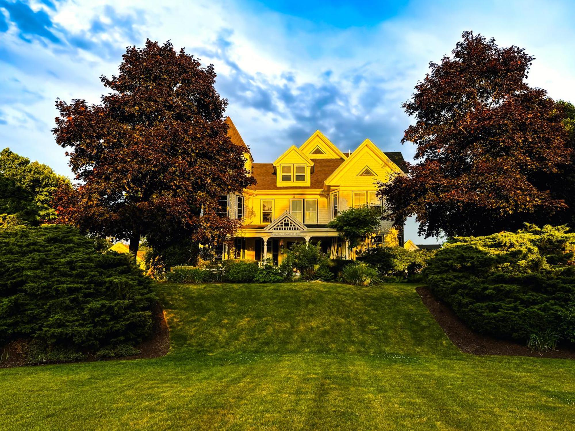 The Rockport House Hotel Екстериор снимка